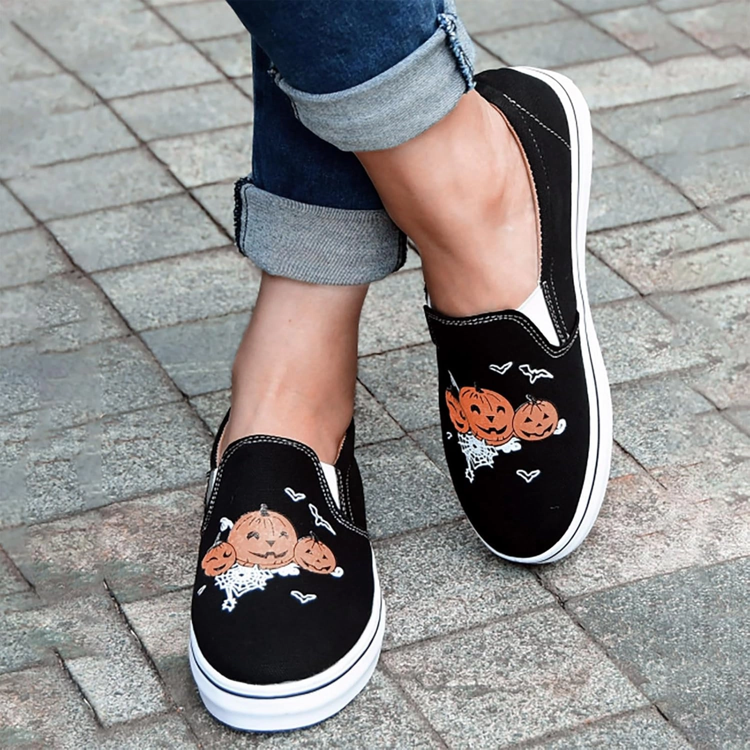 Puma Xt Training Shoes Halloween Shoes for Women, Comfort Low Top Canvas Slip On Sneakers Classic Casual Walking Shoes Comfotable Boat Casual Shoes with Arth Support Fashion Pumpkin Print Canvas Sneakers