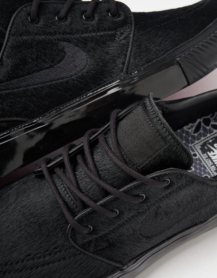 Nike SB Zoom Janoski OG  SE Skate Shoes - Black/Black-Off Noir-Black Nike Basketball Classic Shoes