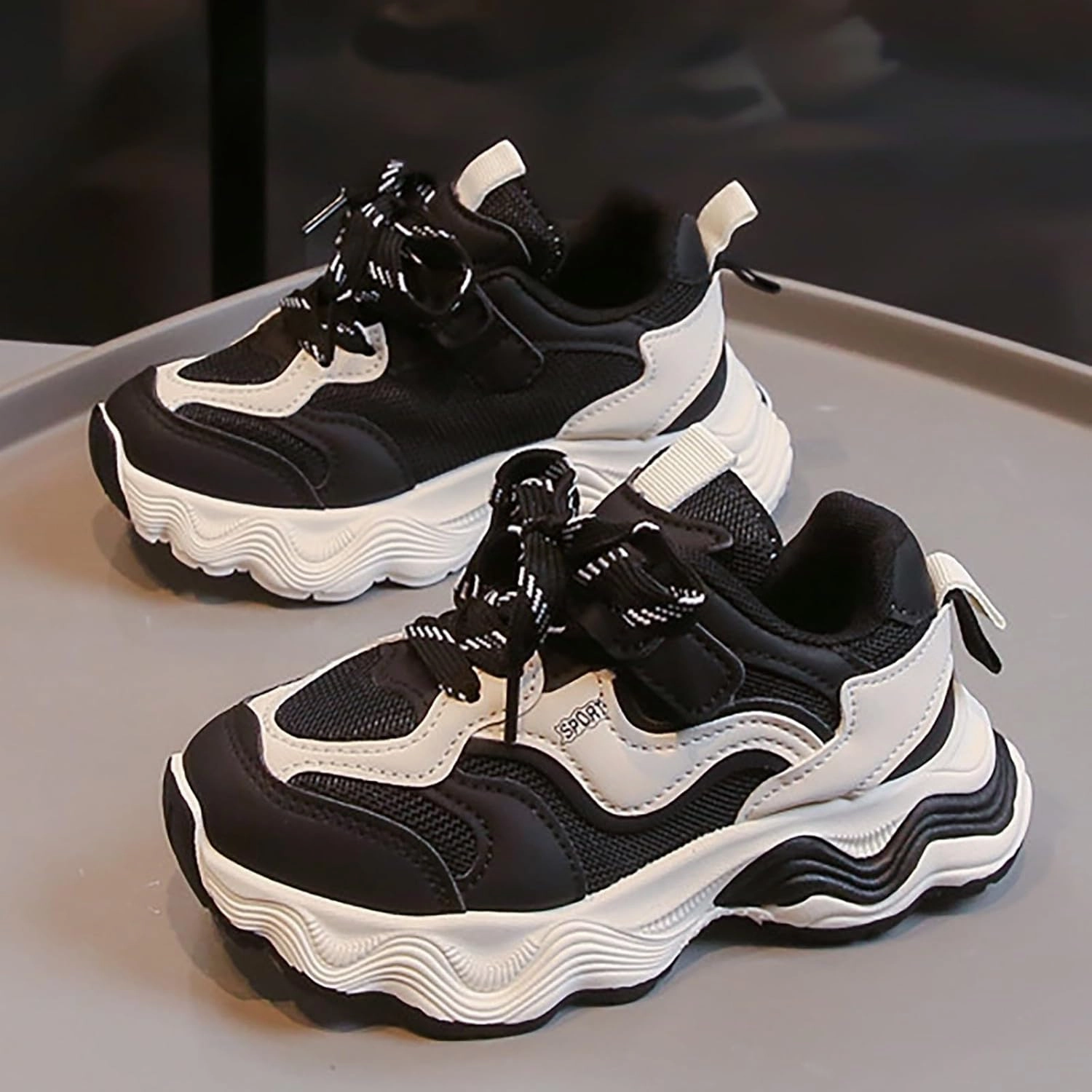 Boys Girls Shoes Toddler Kids Sneakers Lightweight Breathable Tennis Athletic Running Shoes for Little Kid/Big Kid Good Cleats For Soccer