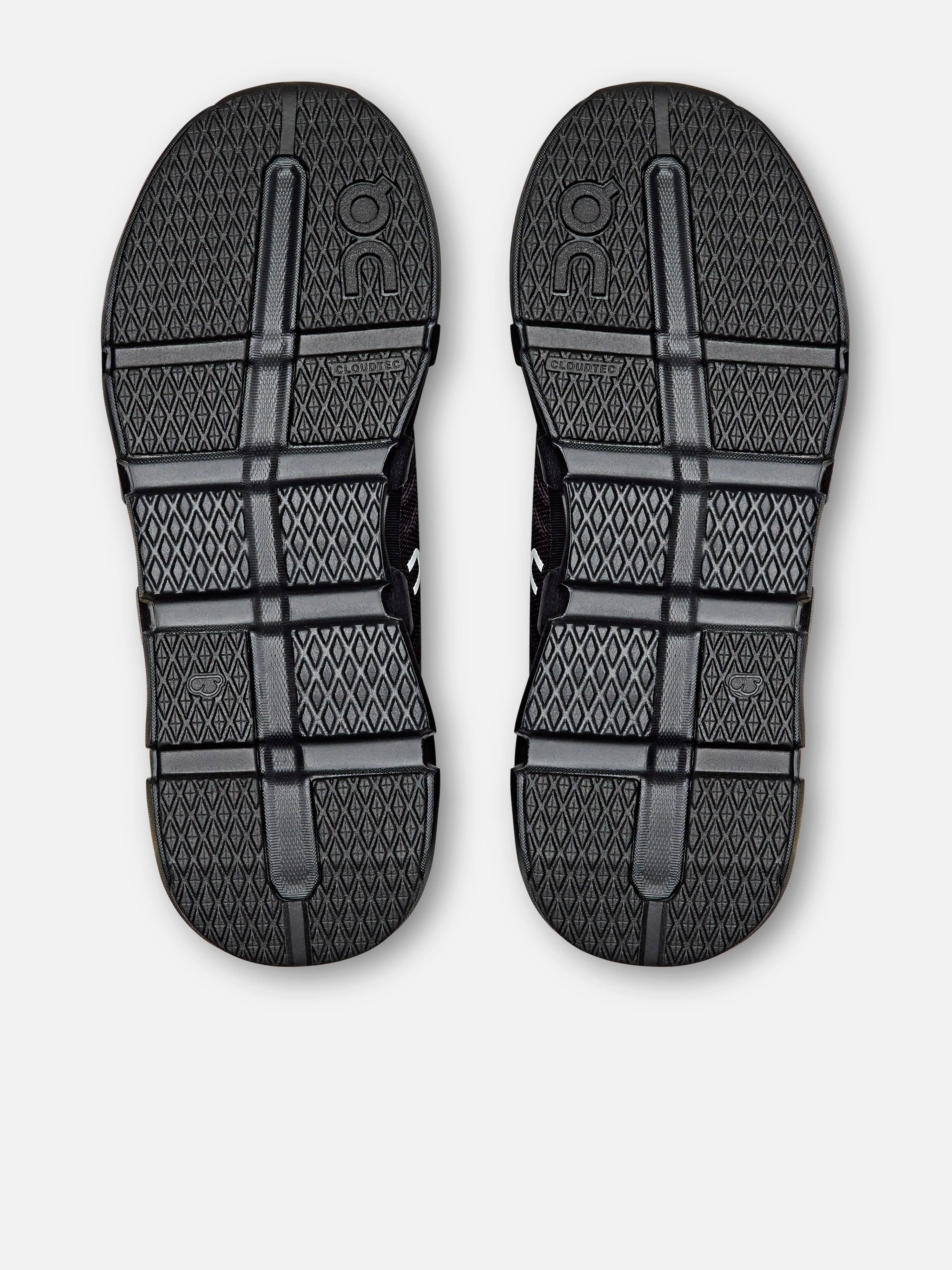 Running Shoes For Everyday Use On Running Kids Cloudswift Trainers in Black