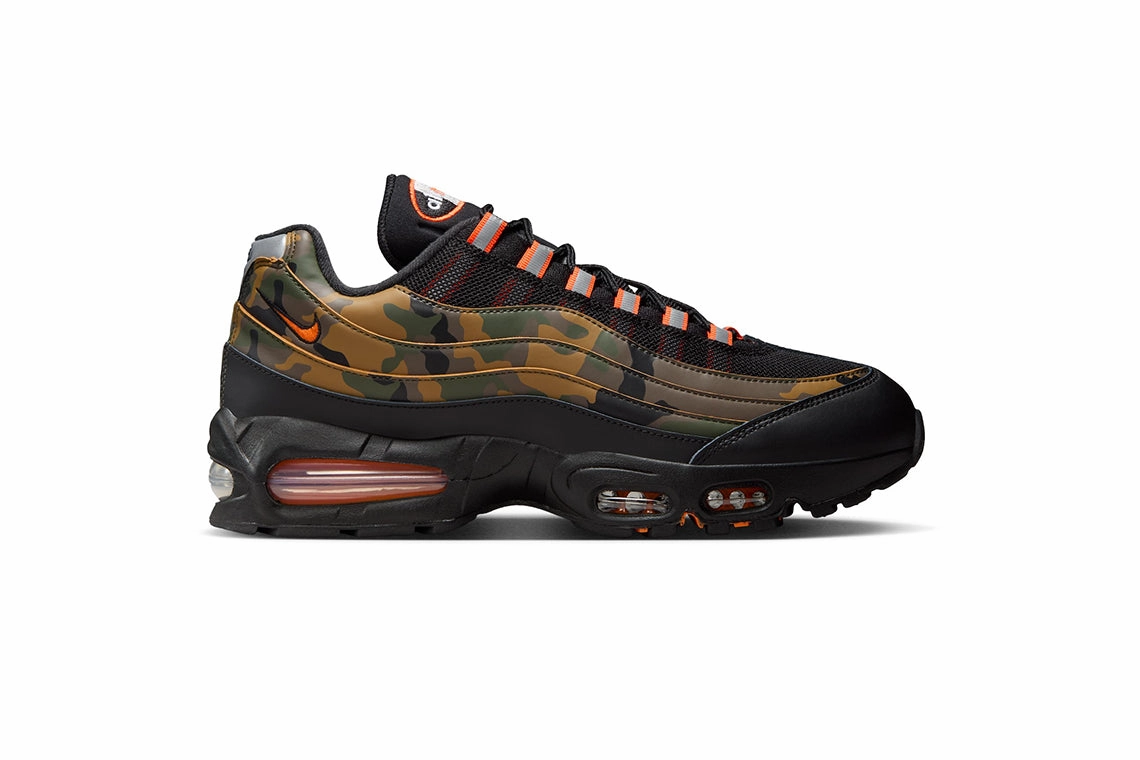 Nike Air Max 95 : Black / Safety Orange - Metallic Silver (9/12) Nike's Most Comfortable Shoes
