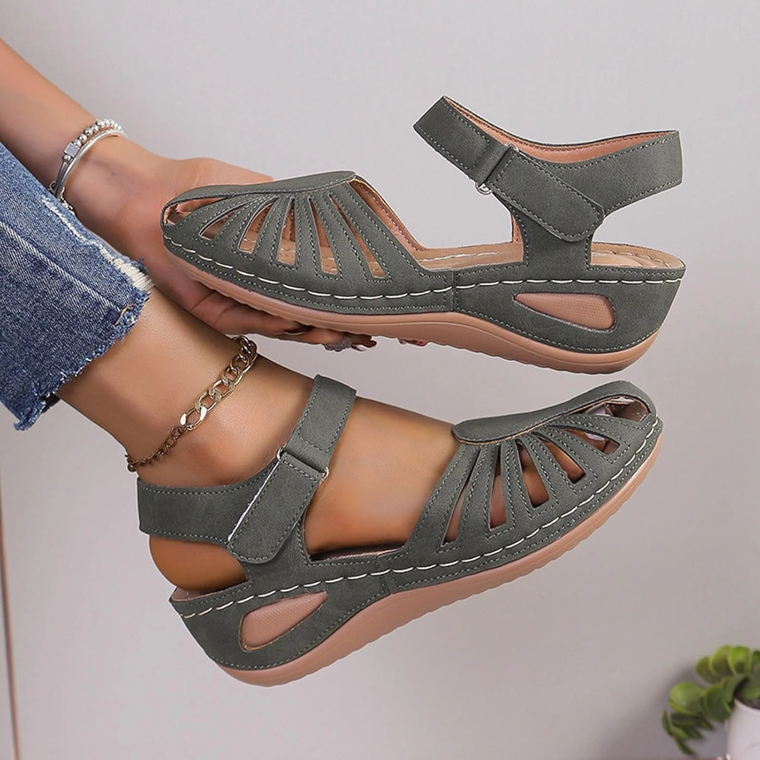 Women Close Toe Walking Sandals Dress Summer Wedges Heels for Women Ankle Strap Orthopedic Sandals Hollow Beach Shoes Famous Brazilian Flip Flops